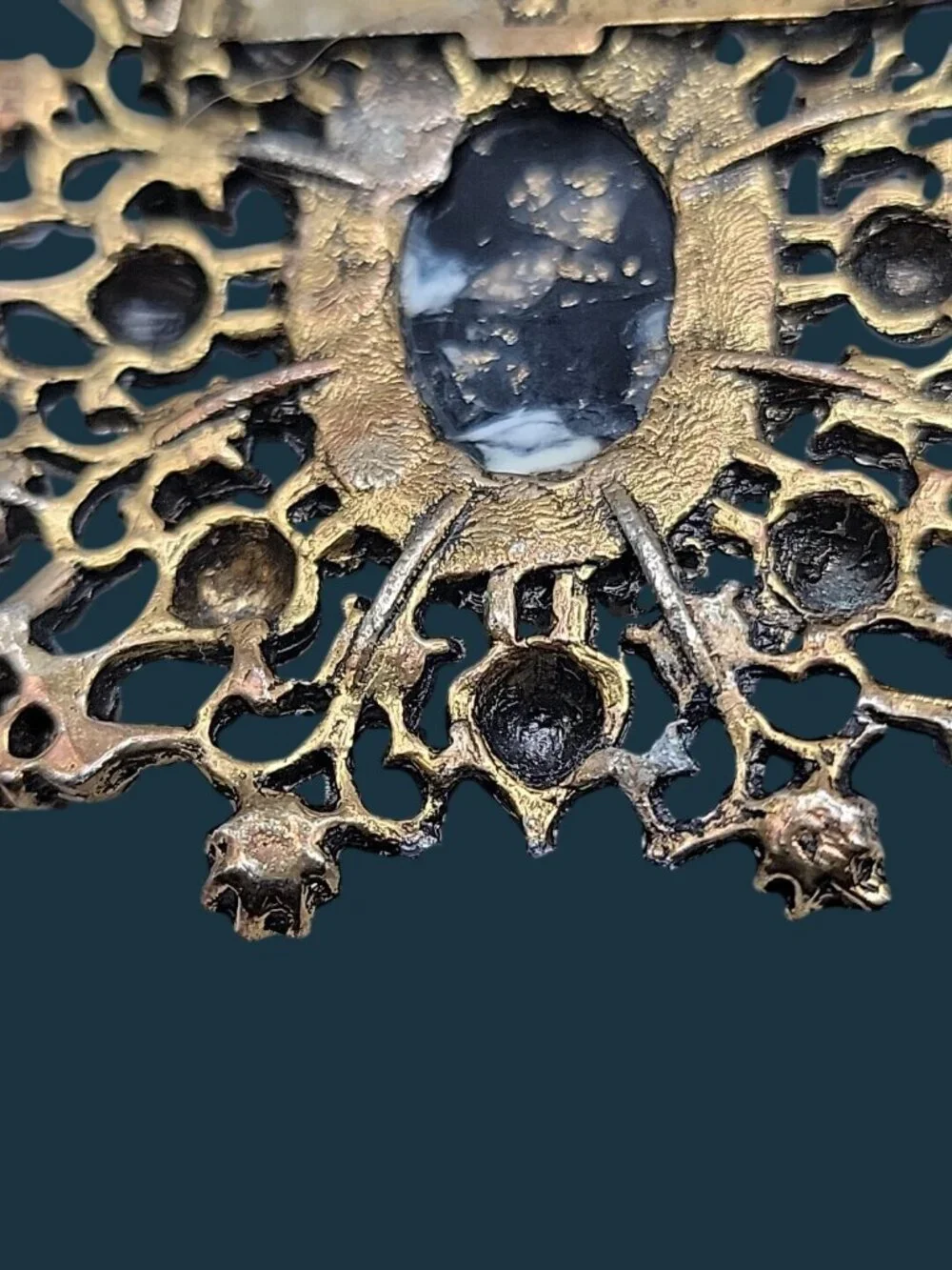 Vintage Victorian Revival Black Cabochon Starburst Brooch Pin Gold Tone Filigree
